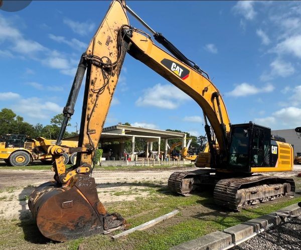 2015 CATERPILLAR 336FL HYDRAULIC EXCAVATOR ENCLOSED CAB WITH AC & DIGGING BUCKET 001