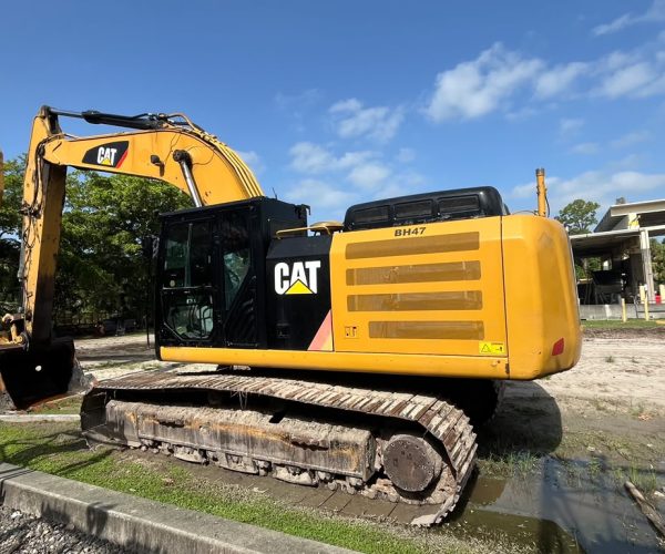 2015 CATERPILLAR 336FL HYDRAULIC EXCAVATOR ENCLOSED CAB WITH AC & DIGGING BUCKET 002