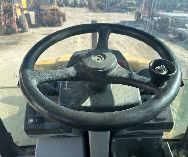 2015 CATERPILLAR 420F BACKHOE ENCLOSED CAB 4X4 007
