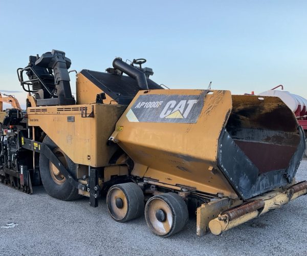 2015 CATERPILLAR AP1000F WHEEL ASPHALT PAVER 004