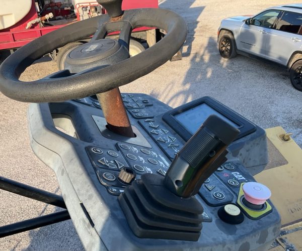 2015 CATERPILLAR AP1000F WHEEL ASPHALT PAVER 012