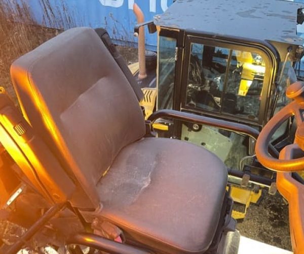 2015 CATERPILLAR AP1055F TRACK ASPHALT PAVER 025