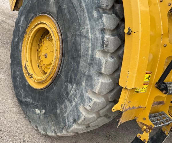 2015-CATERPILLAR-ARTICULATED-TRUCK-745C-014