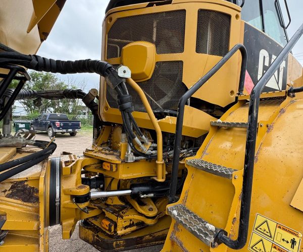 2015-CATERPILLAR-ARTICULATED-TRUCK-745C-020