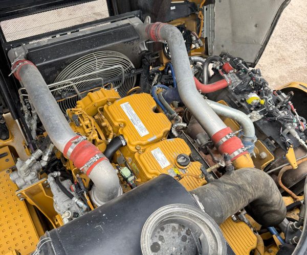 2015-CATERPILLAR-ARTICULATED-TRUCK-745C-027