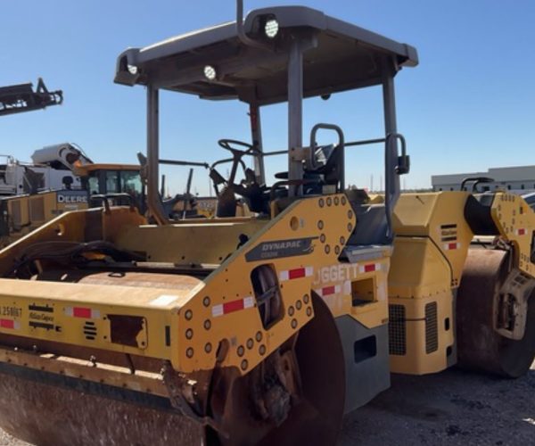 2015 DYNAPAC CC6200 DOUBLE DRUM ROLLER COMPACTOR 004