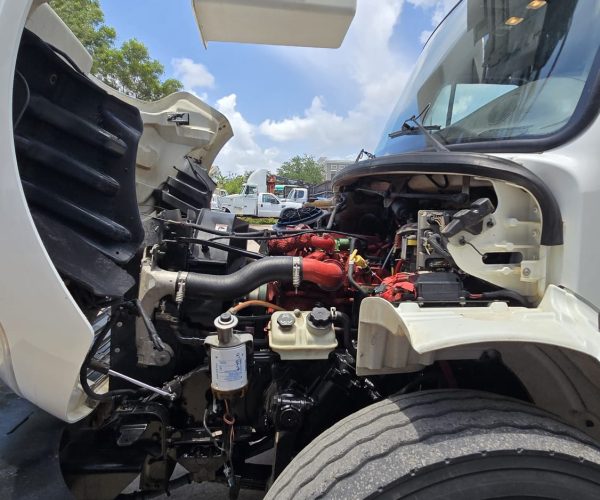 2015 FREIGHTLINER BUCKET TRUCK & DIGGER ALTEC DM47 47FT HEIGHT 012