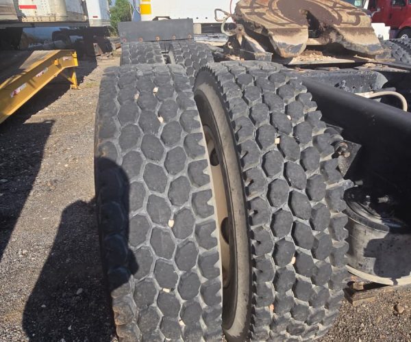 2015 FREIGHTLINER CORONADO DAY CAB W PTO PUMP 007
