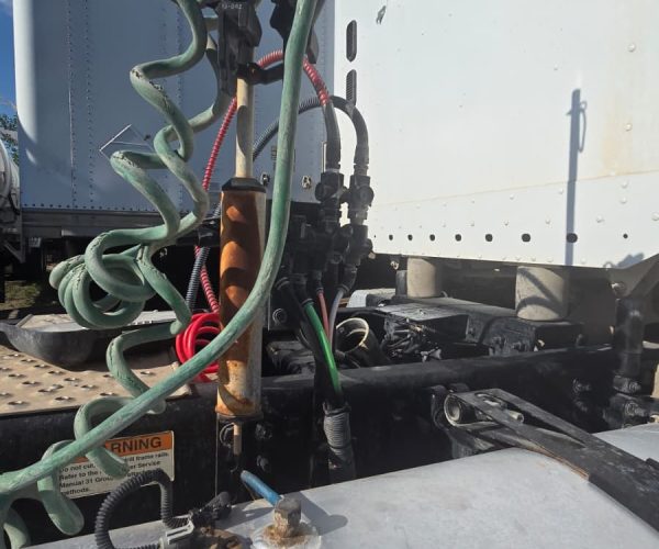 2015 FREIGHTLINER CORONADO DAY CAB W PTO PUMP 009