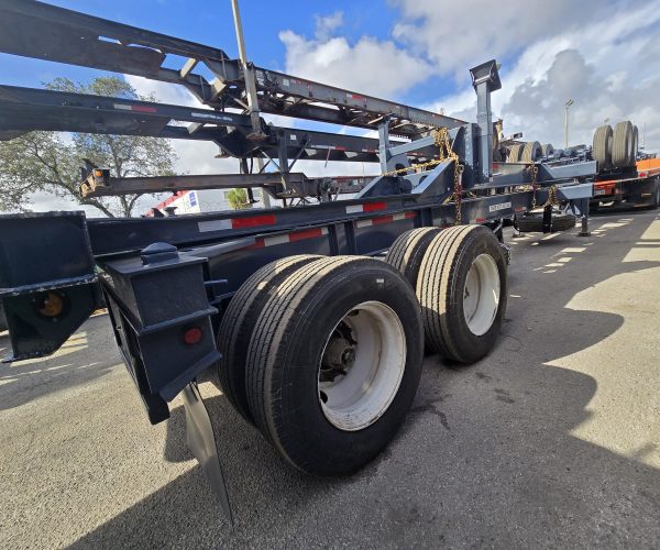 2015 HIUNDAY CHASSIS CONTAINERS 40FT MILIMETRIC WHEELS 002