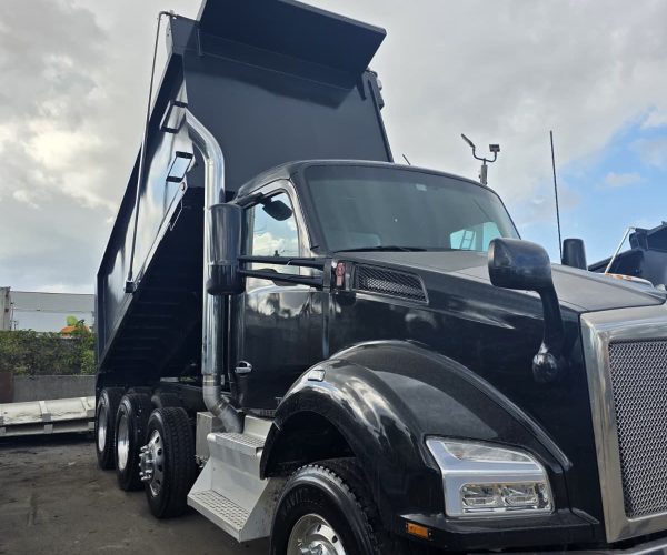 2015 KENWORTH T880 TRI-AXLE DUMP TRUCK 003