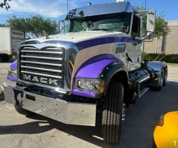 2015-MACK-GRANITE-DAY-CAB-TANDEM-WITH-PTO-PUMP-002