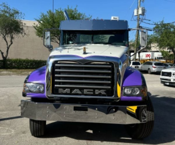 2015-MACK-GRANITE-DAY-CAB-TANDEM-WITH-PTO-PUMP-003