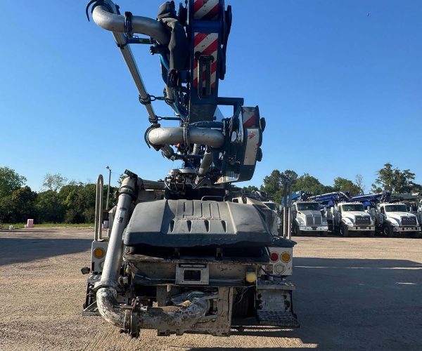 2015 PUTZMEISTER CONCRETE PUMP 32 METERS 005