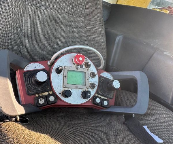 2015 PUTZMEISTER CONCRETE PUMP 32 METERS 006