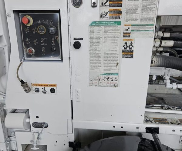 2015 SCHWING 2015 SP-750 2015 SP-750 CONCRETE TRAILER PUMP 006