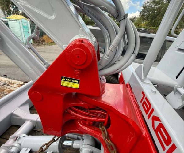2015 TAKEUCHI TB125 MINI EXCAVATOR & 2006 UTILITY TANDEM TRAILER 003