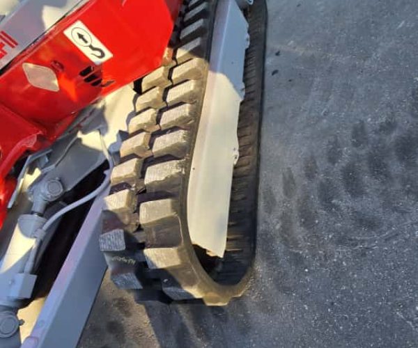 2015 TAKEUCHI TB125 MINI EXCAVATOR OPEN CAB 003