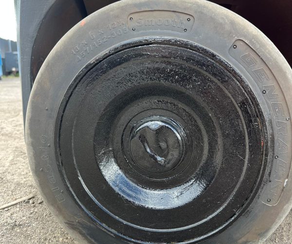 2015 TOYOTA FORKLIFT 8FGCSU-BCSLP LP GAS MAST FSV TRIPLE STAGE W SIDE SHIFTER 7000 LB CAPACITY 017