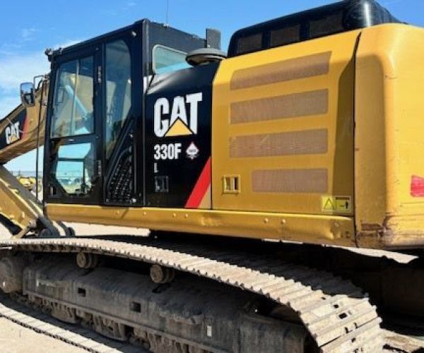 2016-CATERPILLAR-330Fl-EXCAVATOR-A-ENCLOSED-AC-COMES-WITH-BUCKET-003