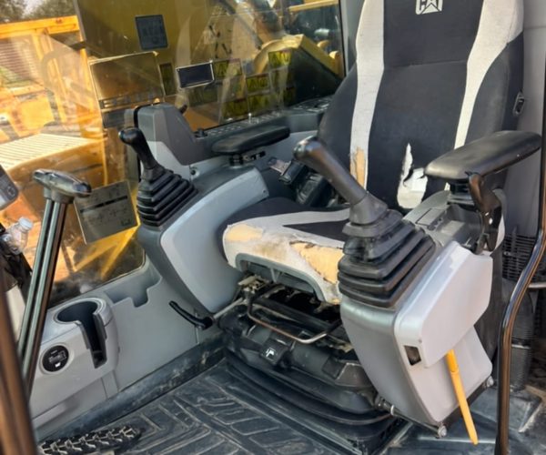 2016 CATERPILLAR 349FL EXCAVATOR ENCLOSED CAB W AC 013