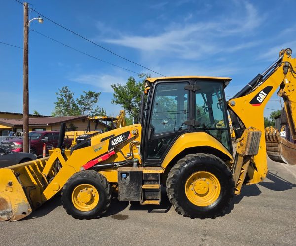 2016 CATERPILLAR 420F2 BACKHOE ENCLOSED CAB AC 4X4, WITH THIRD VALVE 002