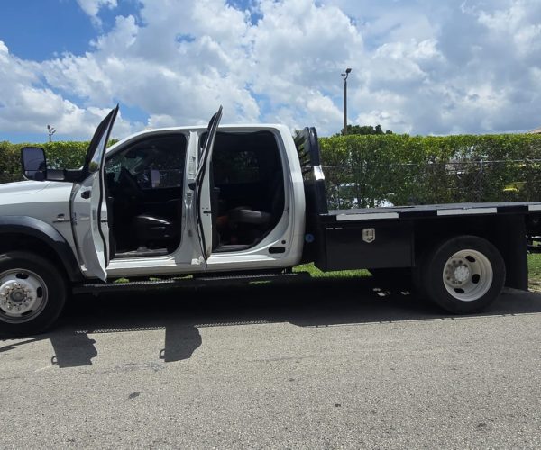 2016 DODGE RAM 4500 CREW CAB 4X4 DIESEL, FLAT BED WITH FIFTH WHEEL 003