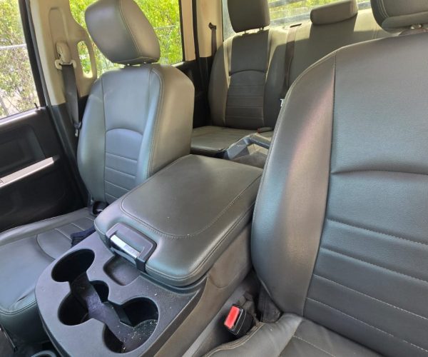 2016 DODGE RAM 4500 CREW CAB 4X4 DIESEL, FLAT BED WITH FIFTH WHEEL 006