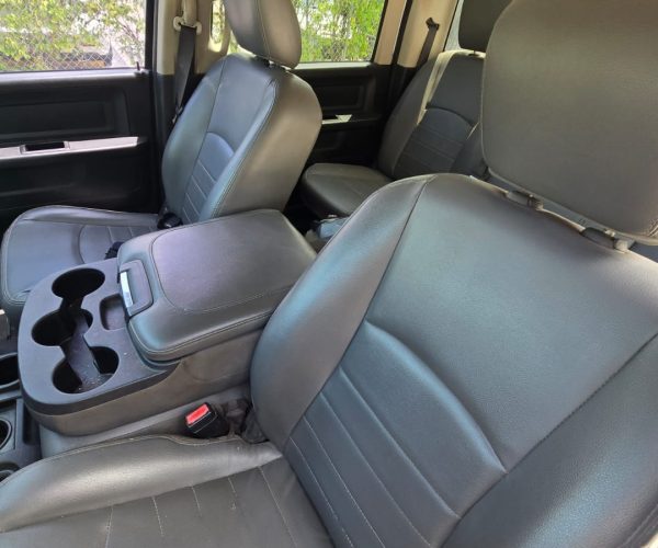 2016 DODGE RAM 4500 CREW CAB 4X4 DIESEL, FLAT BED WITH FIFTH WHEEL 007