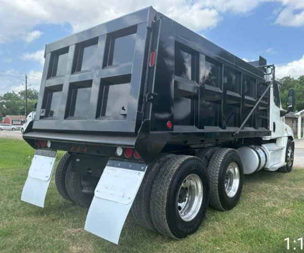 2016 FREIGHTLINER CASCADIA 125 DUMP TRUCK TANDEM 010