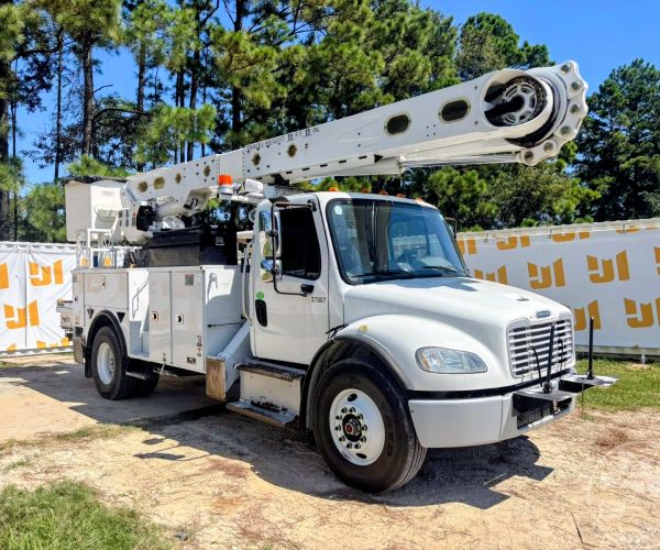 2016 FREIGHTLINER M2 ALTEC AM55 UTILITY BUCKET TRUCK 60FT 001