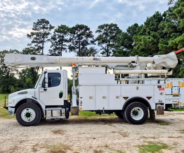 2016 FREIGHTLINER M2 ALTEC AM55 UTILITY BUCKET TRUCK 60FT 002