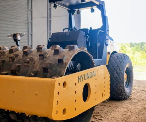 2016 HYUNDAI HR120C 9 002