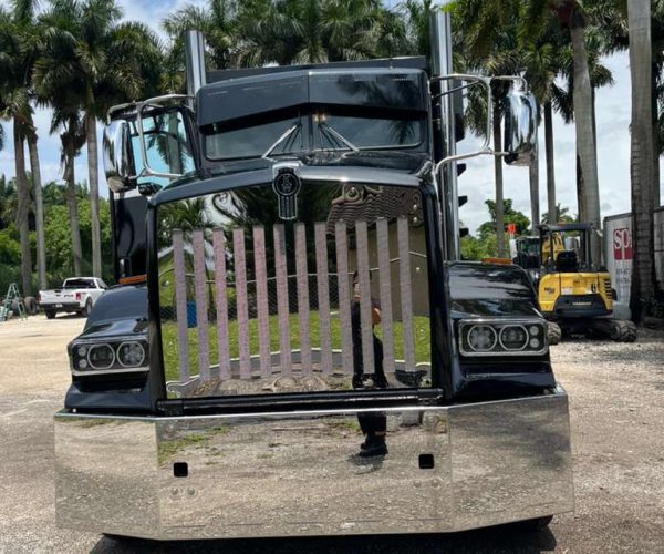 2016 KENWORTH T800 DUMP TRUCK TRI-AXLE WSTEEREABLE THIRD AXLE 002
