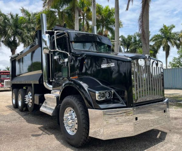 2016 KENWORTH T800 DUMP TRUCK TRI-AXLE WSTEEREABLE THIRD AXLE 005