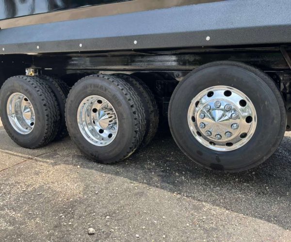 2016 KENWORTH T800 DUMP TRUCK TRI-AXLE WSTEEREABLE THIRD AXLE 022