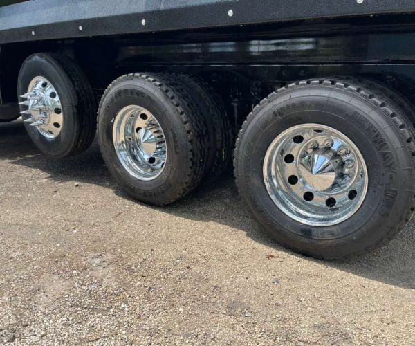 2016 KENWORTH T800 DUMP TRUCK TRI-AXLE WSTEEREABLE THIRD AXLE 025