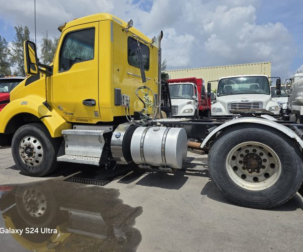 2016 KENWORTH T880 DAY SINGLE AXLE CUMMINS ENGINE 10 SPEED 003