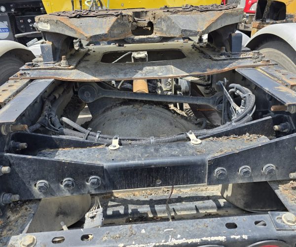 2016 KENWORTH T880 DAY SINGLE AXLE CUMMINS ENGINE 10 SPEED 004