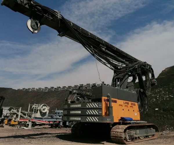 2016 LIEBHERR LRB 355 PILE DRIVING AND DRILLING RIG 006