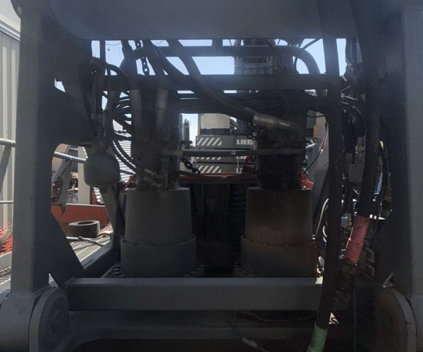 2016-LIEBHERR-LRB-355-PILE-DRIVING-AND-DRILLING-RIG-014