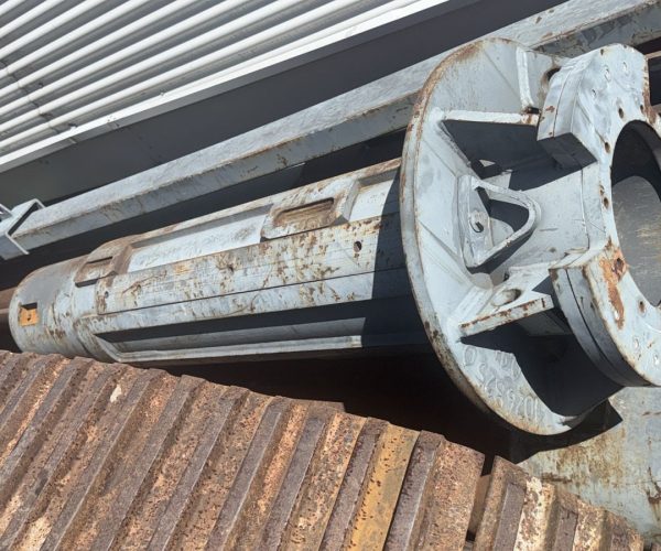 2016-LIEBHERR-LRB-355-PILE-DRIVING-AND-DRILLING-RIG-019