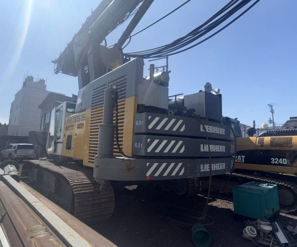 2016-LIEBHERR-LRB-355-PILE-DRIVING-AND-DRILLING-RIG-027