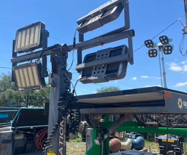 2016 NATIONAL SIGNAL HYBRID SOLAR LIGHT TOWER HYBRID POWER 006