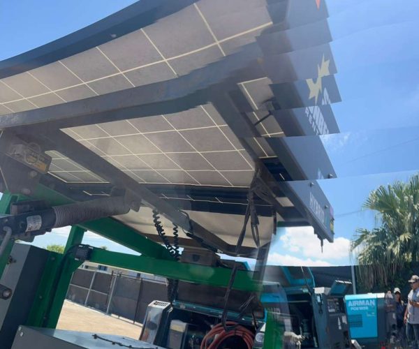 2016 NATIONAL SIGNAL HYBRID SOLAR LIGHT TOWER HYBRID POWER 013