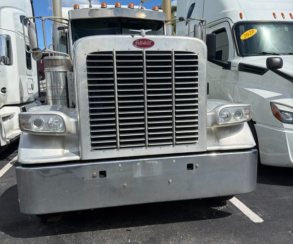 2016 PETERBILT 389 CLASSIC SLEEPER TRUCK TRACTOR 003