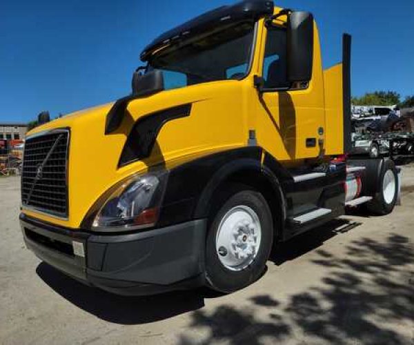 2016-VOLVO-VNL-D13-ENGINE-AUTOMATIC-TRANSMISSION-002