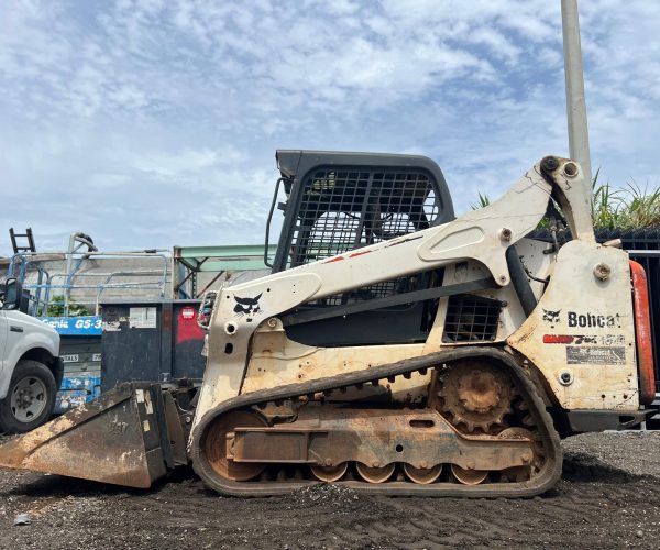 2017 BOBCAT, T590 SKID STEER LOADER 001