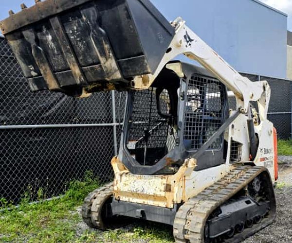 2017 BOBCAT, T590 SKID STEER LOADER 001