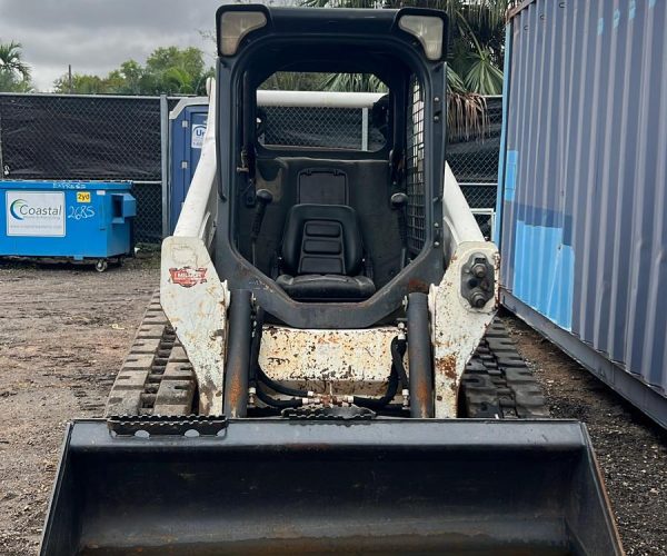 2017-BOBCAT-T590-SKID-STEER-LOADER-023